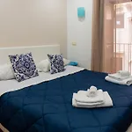 Quattrocantiapartment2 *